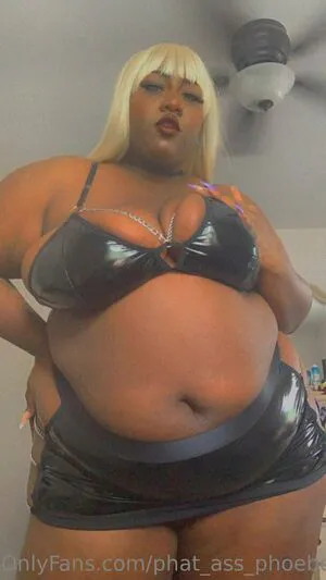 Phat Ass Phoebe OnlyFans Leaked Free Thumbnail Picture - #fkTMvSfJka