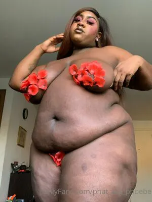 Phat Ass Phoebe OnlyFans Leaked Free Thumbnail Picture - #xWksuzS7Ou