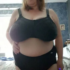 Pheobehugeboobs OnlyFans Leaked Free Thumbnail Picture - #ceTm2wfiYH