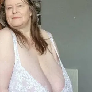 Pheobehugeboobs OnlyFans Leaked Free Thumbnail Picture - #n9JUUNoN1n
