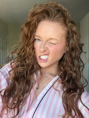 Pheobeisginger OnlyFans Leaked Free Thumbnail Picture - #Dk1CTyYOuq