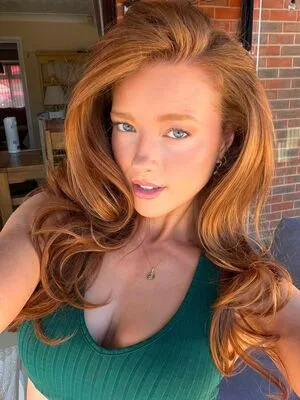 Pheobeisginger OnlyFans Leaked Free Thumbnail Picture - #rPtSfR7IN4