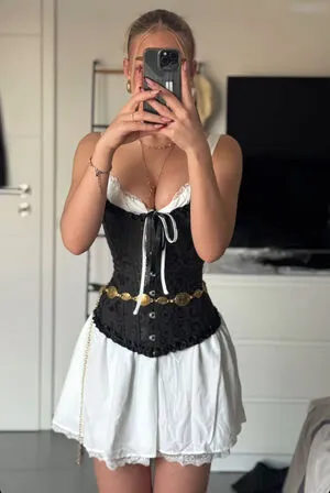 Philippa Kath OnlyFans Leaked Free Thumbnail Picture - #8hbnLNdYq5