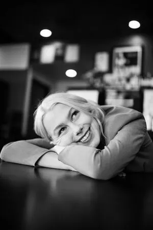 Phoebe Bridgers OnlyFans Leaked Free Thumbnail Picture - #FAXYpOmYDT