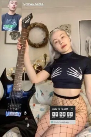 Phoebe Bridgers OnlyFans Leaked Free Thumbnail Picture - #bYK26RVy0S