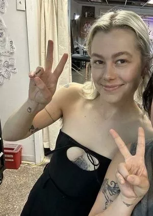 Phoebe Bridgers OnlyFans Leaked Free Thumbnail Picture - #IZCVr0zOzy