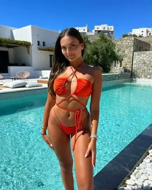 Phoebe Collin OnlyFans Leaked Free Thumbnail Picture - #TnTjsHauz1