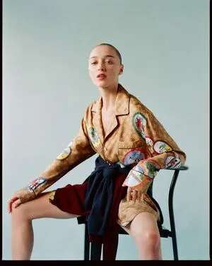 Phoebe Dynevor OnlyFans Leaked Free Thumbnail Picture - #15HkztgWHP