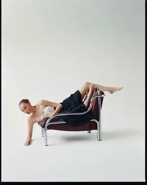 Phoebe Dynevor OnlyFans Leaked Free Thumbnail Picture - #RfzjXigIFg