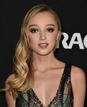 Phoebe Dynevor OnlyFans Leaked Free Thumbnail Picture - #VgtQwQNTQE