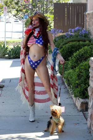 Phoebe Price OnlyFans Leaked Free Thumbnail Picture - #3lLkE5AiN6