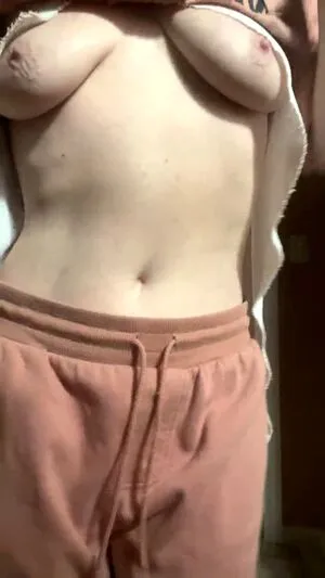 Phoebe Price OnlyFans Leaked Free Thumbnail Picture - #7mqeG9H0CU