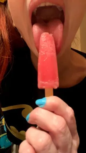 Phoebe Price OnlyFans Leaked Free Thumbnail Picture - #8d1jrA1lG8