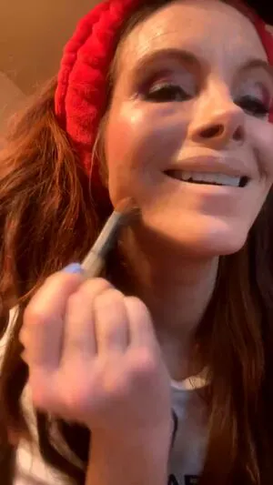 Phoebe Price OnlyFans Leaked Free Thumbnail Picture - #b03PFzOIPe