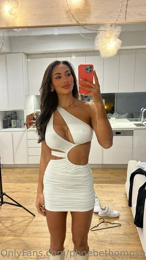 Phoebe Thompson OnlyFans Leaked Free Thumbnail Picture - #af25s77vK1