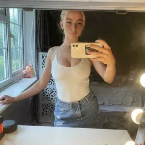 Phoebe Whitehouse OnlyFans Leaked Free Thumbnail Picture - #hJsQr5xu1B