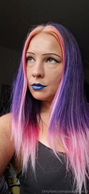 Phoebe69420 OnlyFans Leaked Free Thumbnail Picture - #CIUQ4XjpVu