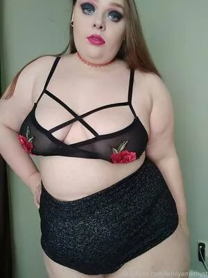 Phoebegoth OnlyFans Leaked Free Thumbnail Picture - #0Q6XKcgiTy