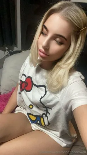 Phoebehartwell OnlyFans Leaked Free Thumbnail Picture - #nF0SIe9j7D