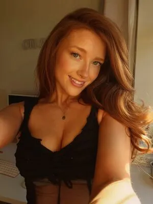 Phoebeisginger OnlyFans Leaked Free Thumbnail Picture - #4YzOs3UPrP