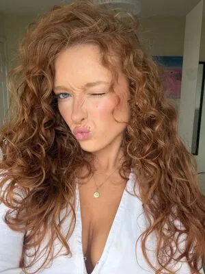 Phoebeisginger OnlyFans Leaked Free Thumbnail Picture - #rmg9IIQUq3