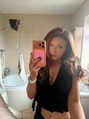 Phoebeisginger OnlyFans Leaked Free Thumbnail Picture - #xVA8GpBPnp