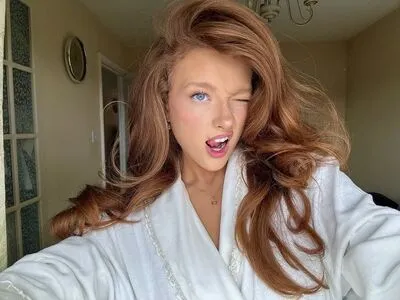 Phoebeisginger OnlyFans Leaked Free Thumbnail Picture - #yKiUIFiPz8