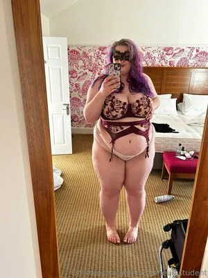 Phoebeswaitingroom OnlyFans Leaked Free Thumbnail Picture - #kLLdasKg5x