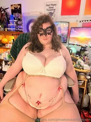 Phoebeswaitingroom OnlyFans Leaked Free Thumbnail Picture - #pDsbOdFopd