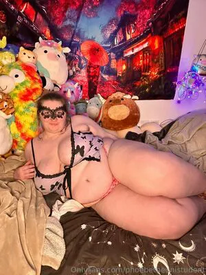Phoebetheunistudent OnlyFans Leaked Free Thumbnail Picture - #V7xAu8pe3W