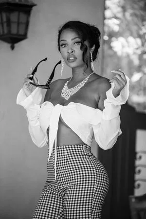 Phoenix Skye OnlyFans Leaked Free Thumbnail Picture - #KaXjaHSgcb