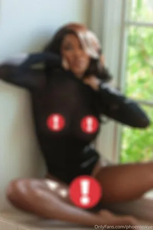 Phoenixskye OnlyFans Leaked Free Thumbnail Picture - #4BtgkCV9Xc