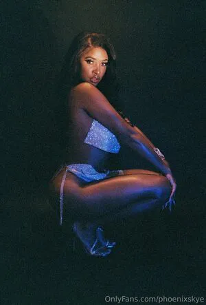 Phoenixskye OnlyFans Leaked Free Thumbnail Picture - #AGuv4MNA8R