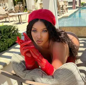 Phoenixskye OnlyFans Leaked Free Thumbnail Picture - #DG52q5JwcI