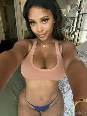 Phoenixskye OnlyFans Leaked Free Thumbnail Picture - #GAmCSrPs4u