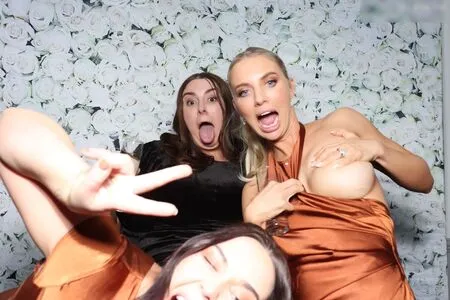 Photobox Flashes OnlyFans Leaked Free Thumbnail Picture - #5uSJYX9ZL9