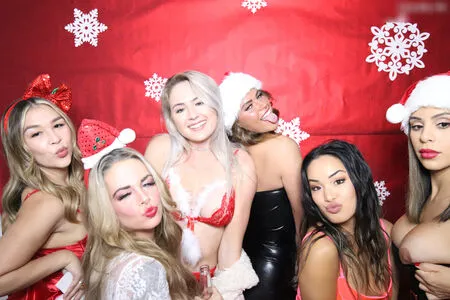 Photobox Flashes OnlyFans Leaked Free Thumbnail Picture - #KDPsgLbtXP