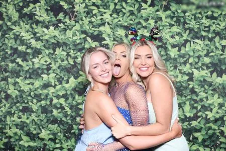 Photobox Flashes OnlyFans Leaked Free Thumbnail Picture - #VURa6vHHBy