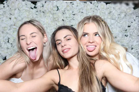 Photobox Flashes OnlyFans Leaked Free Thumbnail Picture - #epC7iCaduN