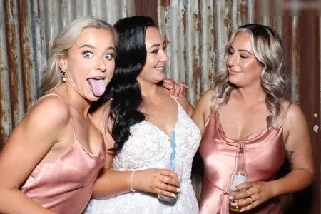 Photobox Flashes OnlyFans Leaked Free Thumbnail Picture - #iMpHl7MNow