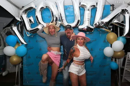 Photobox Flashes OnlyFans Leaked Free Thumbnail Picture - #l8WJHHa4VV