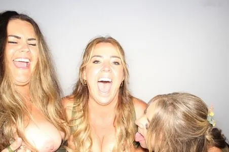 Photobox Flashes OnlyFans Leaked Free Thumbnail Picture - #lLbZoJqgBe