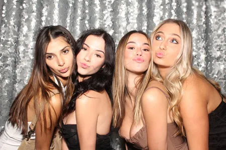 Photobox Flashes OnlyFans Leaked Free Thumbnail Picture - #lQDU3Br1qo