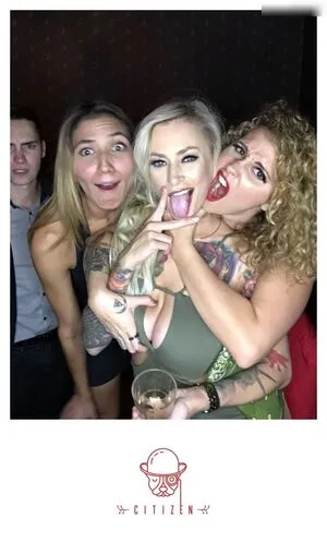 Photobox Flashes OnlyFans Leaked Free Thumbnail Picture - #oXMj3PMoN8