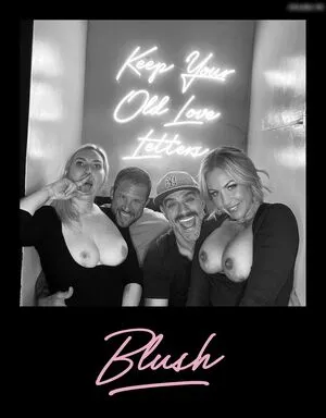 Photobox Flashes OnlyFans Leaked Free Thumbnail Picture - #q8Jv4dPfoa