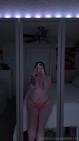 Phxliz91124 OnlyFans Leaked Free Thumbnail Picture - #10wlxGrGol