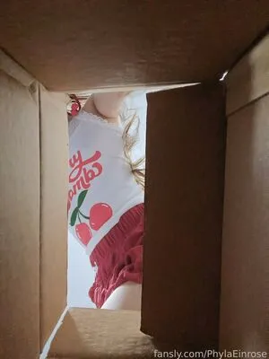 Phyla Einrose OnlyFans Leaked Free Thumbnail Picture - #NzMpEg9xWX