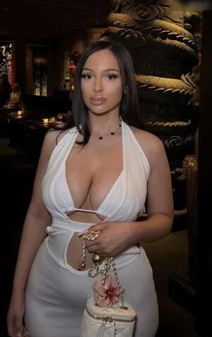 Pia Maria Alessia OnlyFans Leaked Free Thumbnail Picture - #IMURLHPEC3