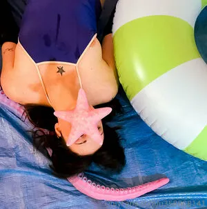 Pierrot Precieuse OnlyFans Leaked Free Thumbnail Picture - #EMHzTjs4IX