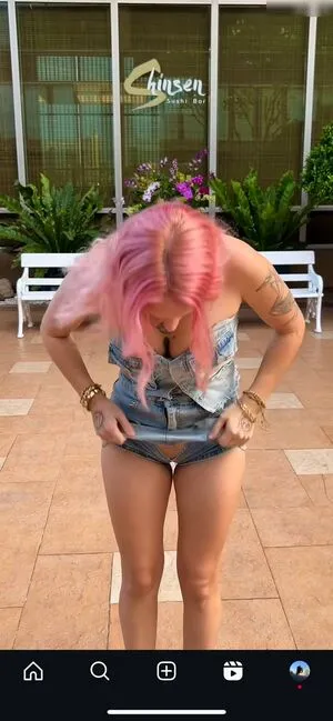 Pikkiundmichelle Travelslvts OnlyFans Leaked Free Thumbnail Picture - #woWH1ZiAhM